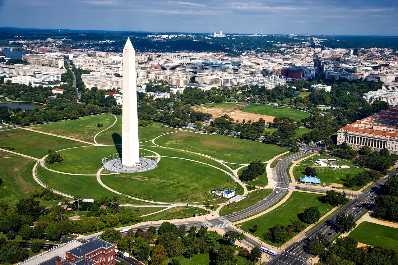 Washington Monument.