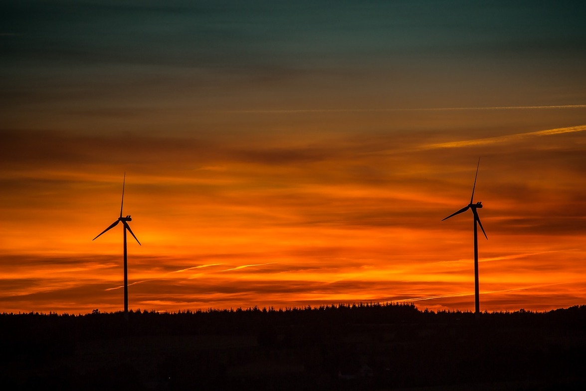 The Economic Benefits of Renewable Energy