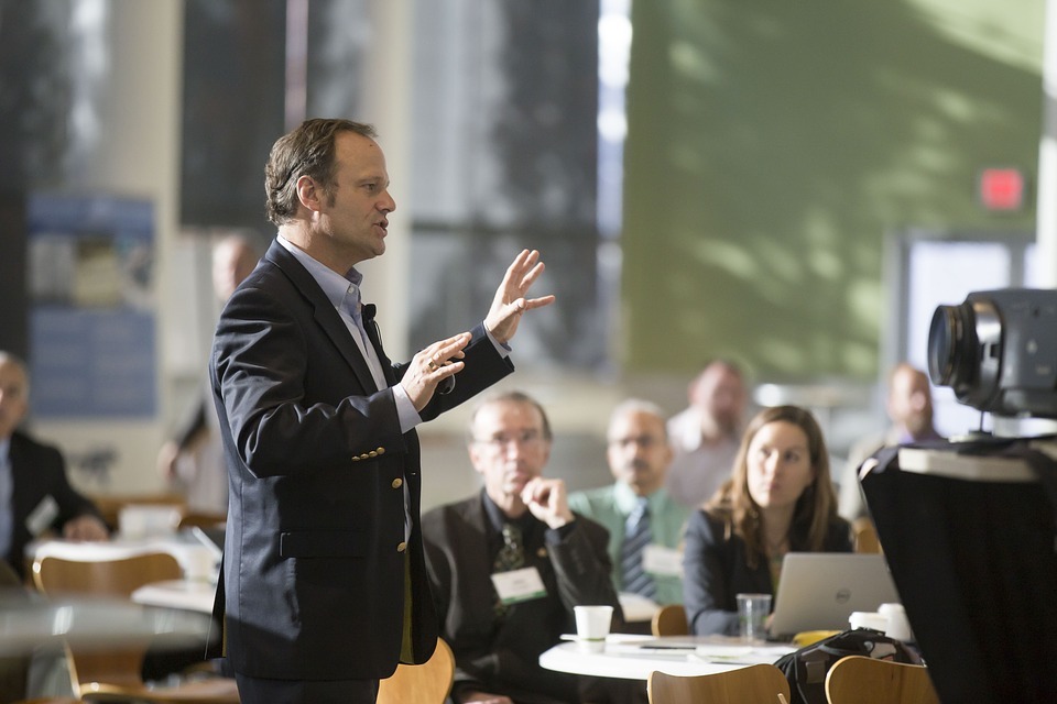 The 5 Best Tips for Attending a Tech Conference