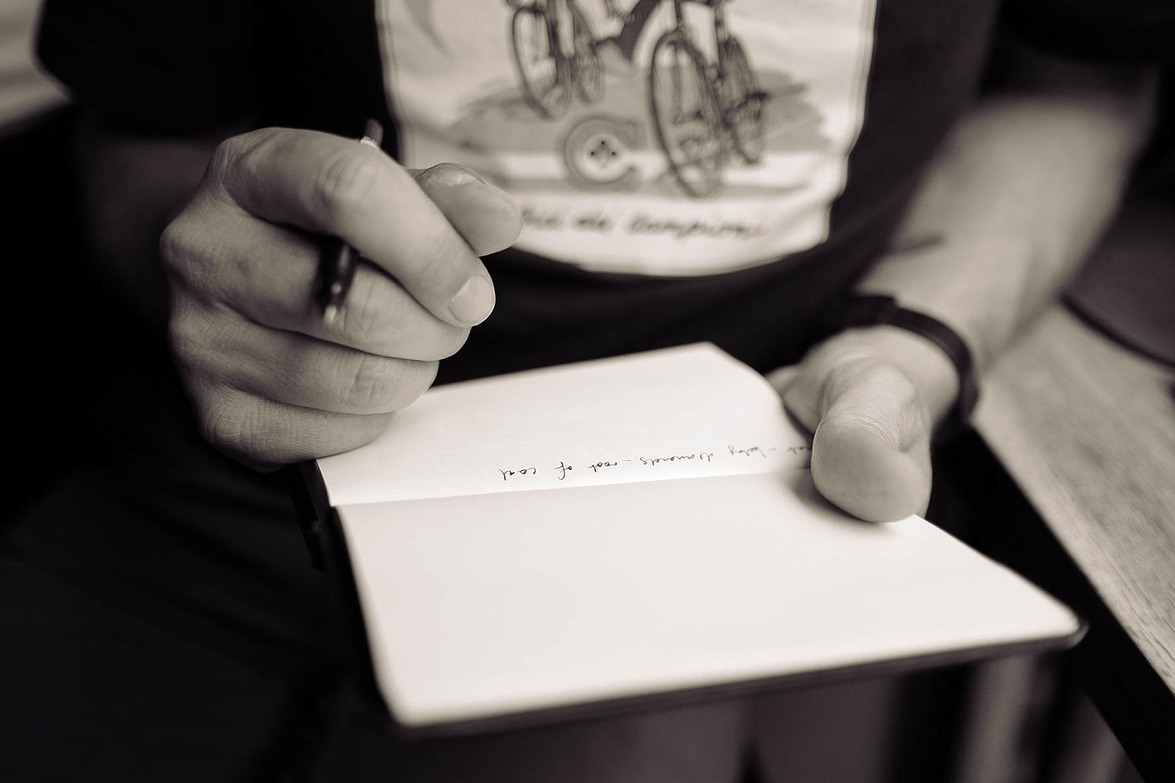 How to best keep your notes organised while reading scientific papers