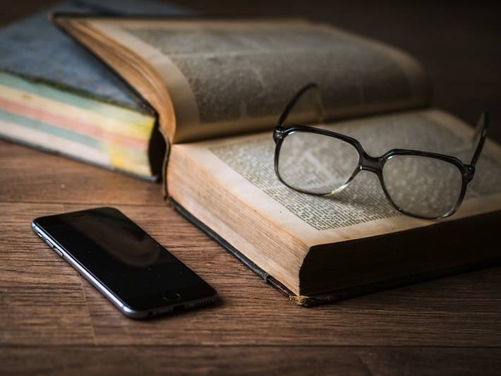 
          5 Apps That Every Professor Needs to Know
  