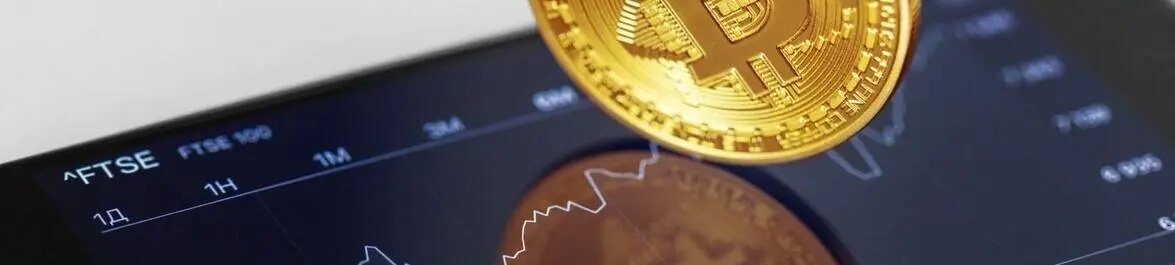 Assessing Cryptocurrency's Potential to Overthrow the U.S. Dollar's Dominance in the Financial System