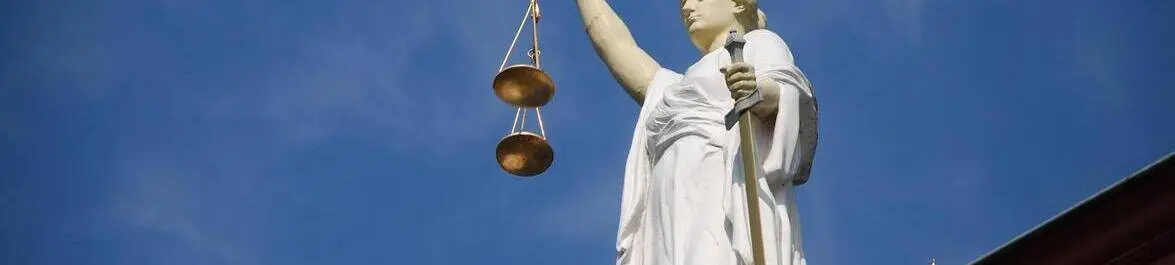 
          How to balance your PhD and your social life
  