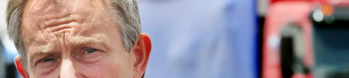 Una Crítica del Centrismo