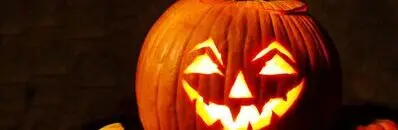 8 Halloween Costumes for Economists